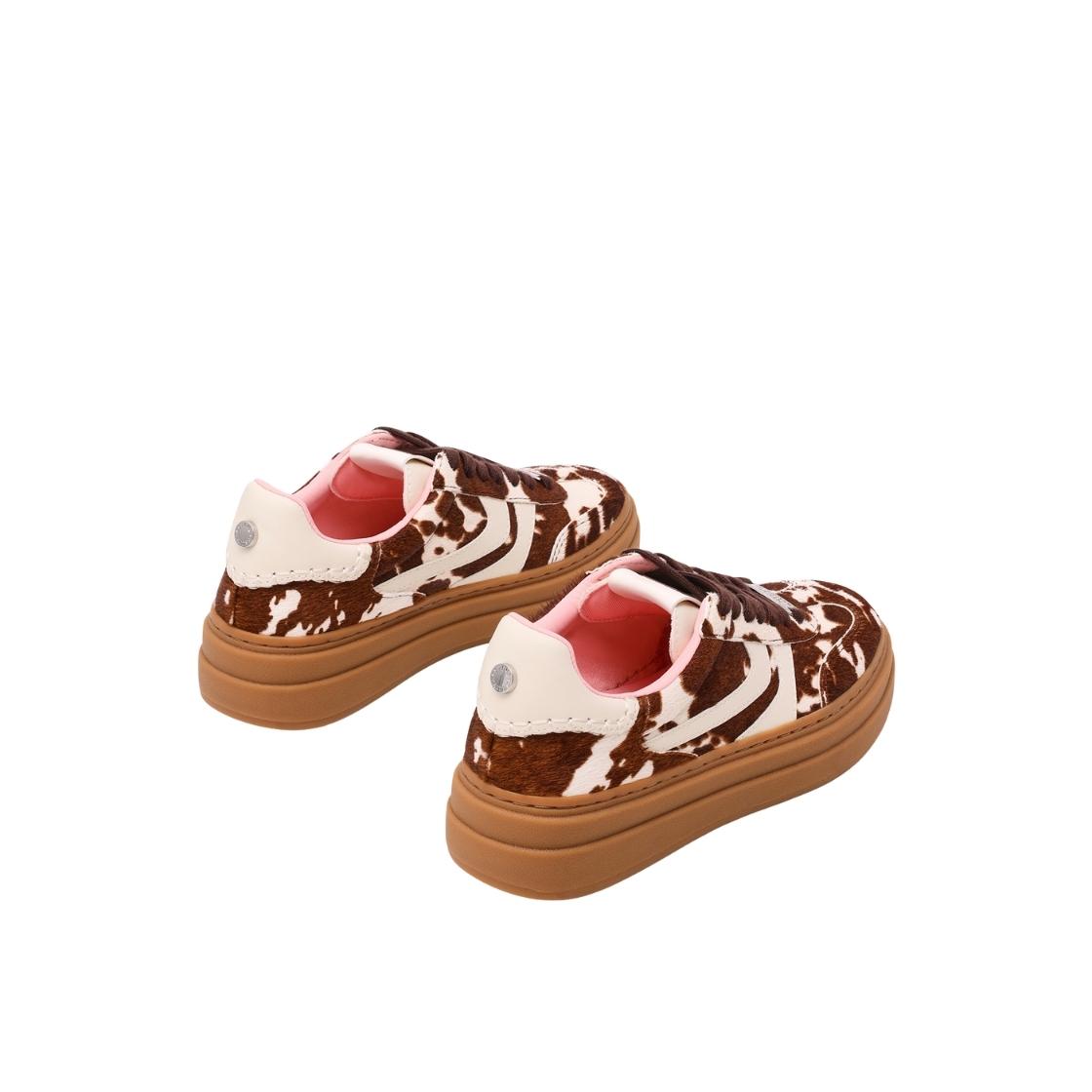 Dodge2 C Brown Multi Tenis con Print de Vaca Cafes para Mujer