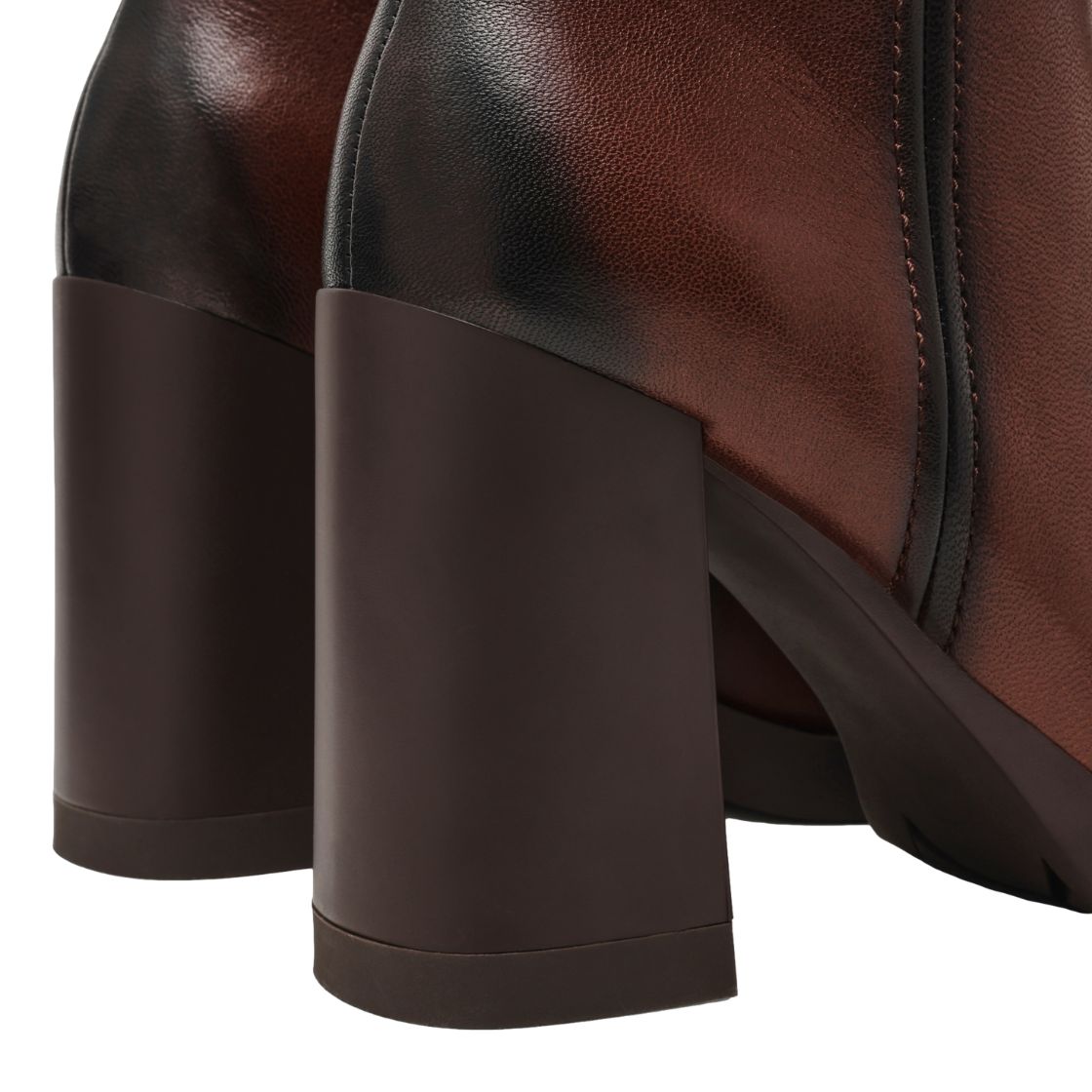 SHORTCUT COGNAC LEATHER