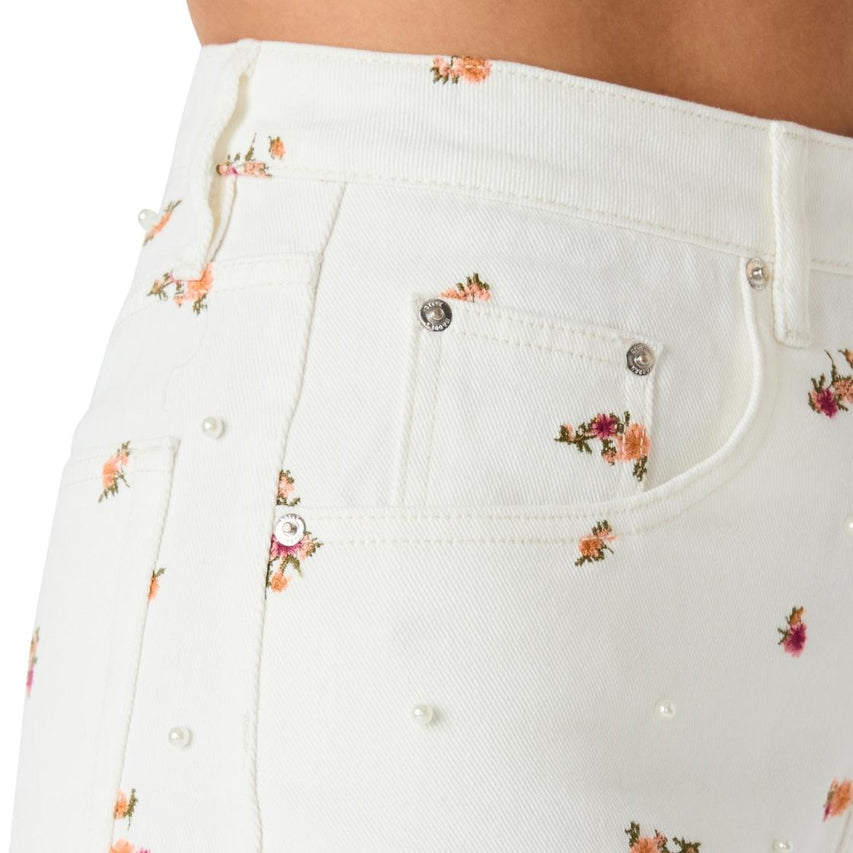 SYDNEE JEAN W/ FLORAL ANTIQUE