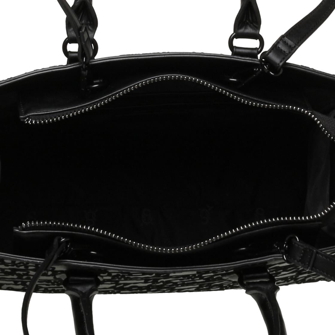 BSTILLER BLACK/BLACK