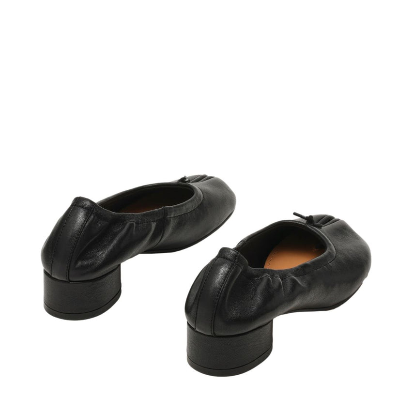 CYRA BLACK LEATHER