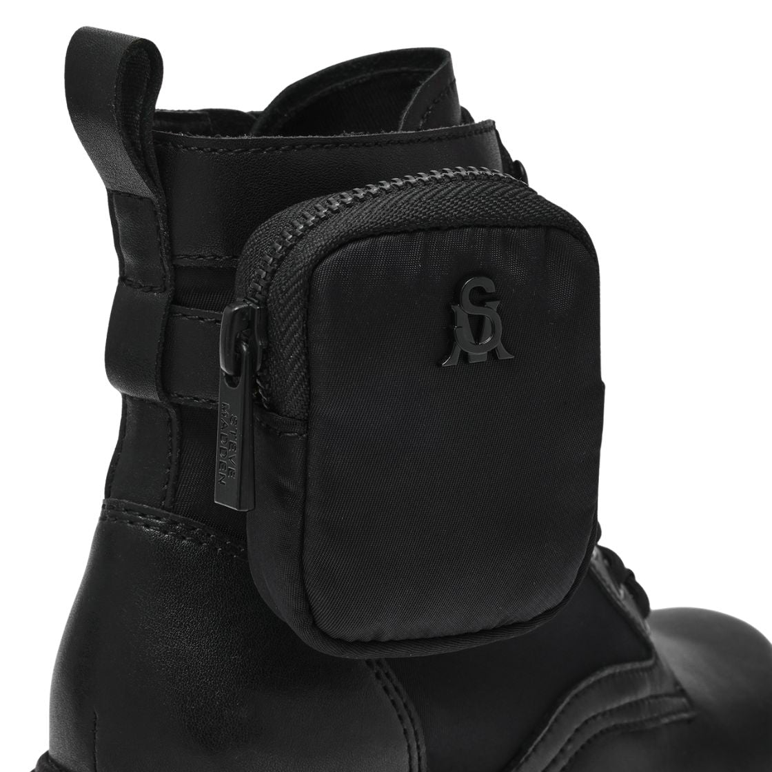 BARRACKS BLACK