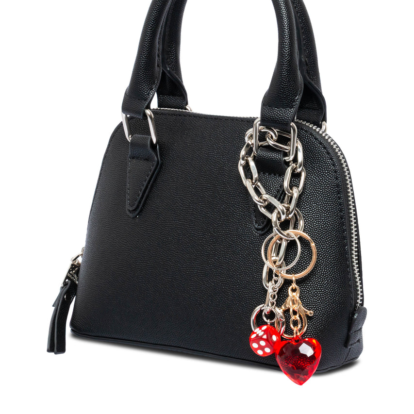 Charm Dado, Corazón