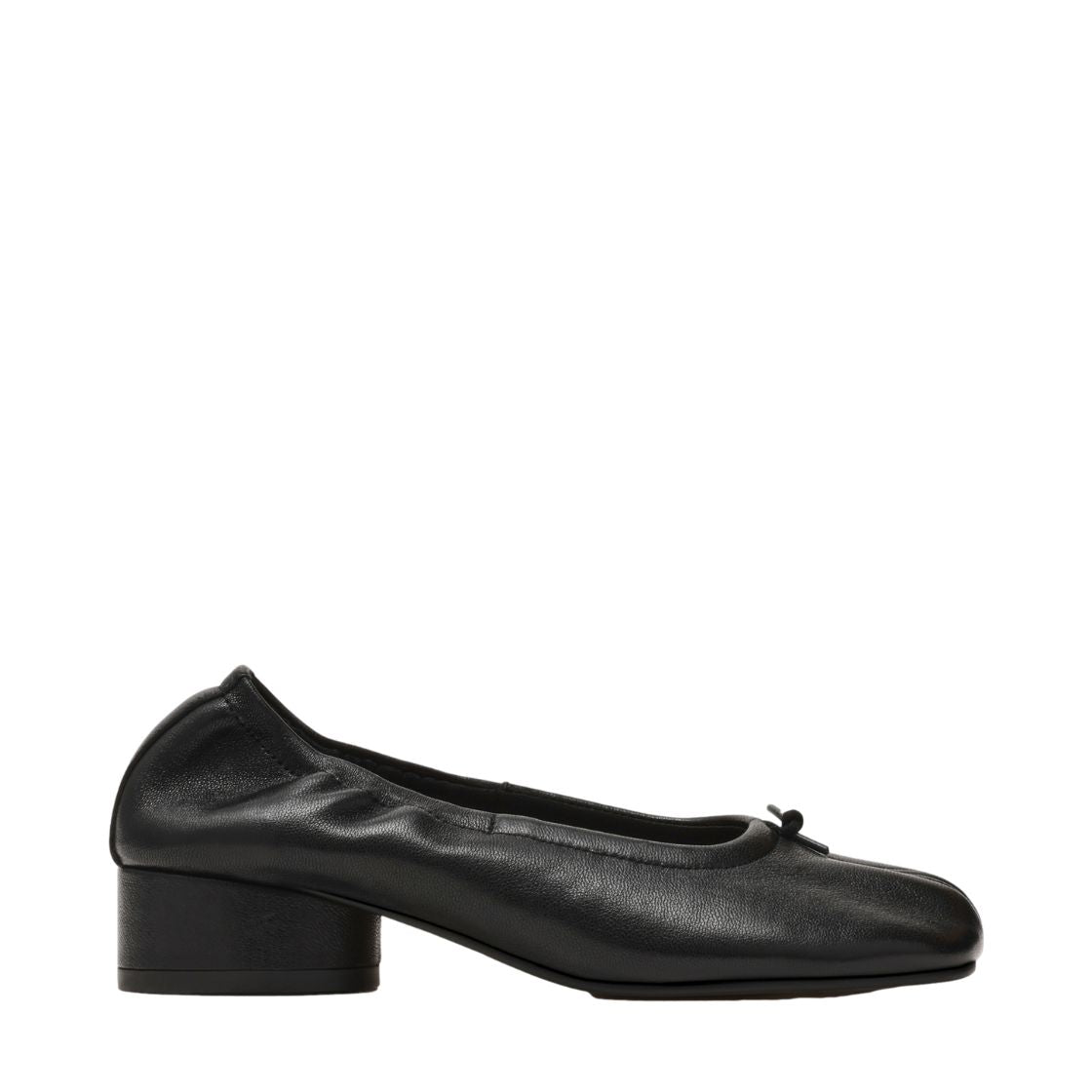 CYRA BLACK LEATHER