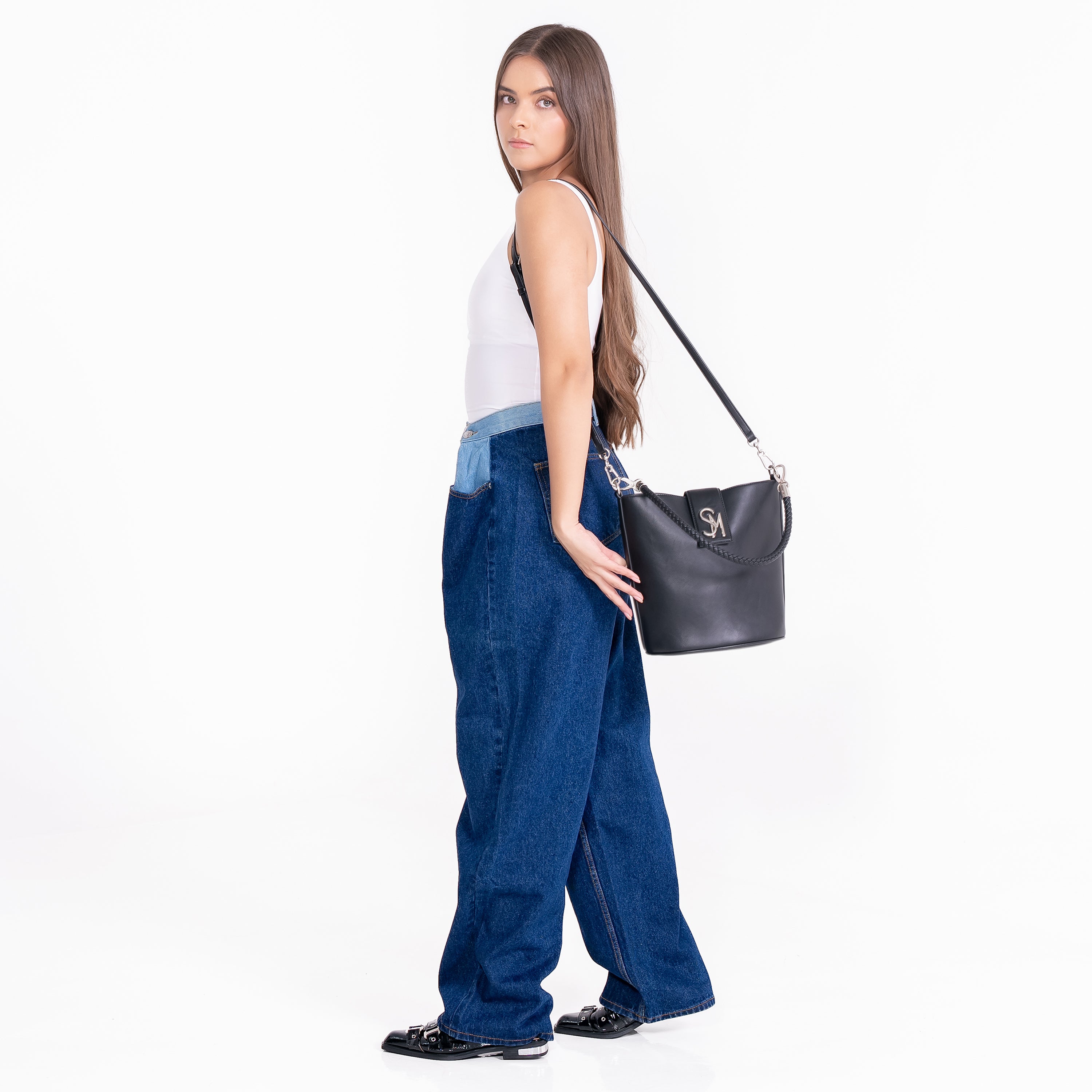 BARRIE BLACK/SILVER