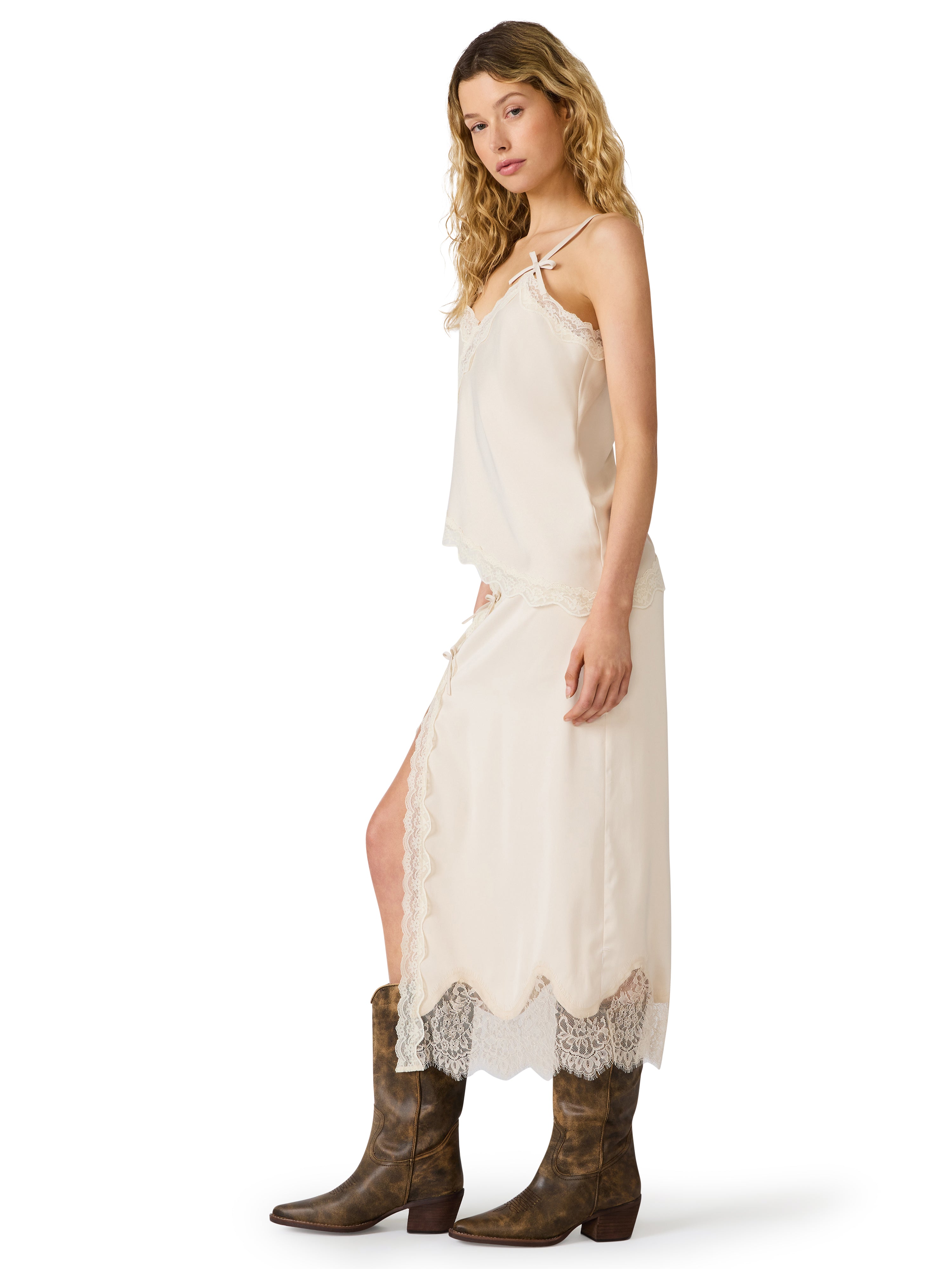 LAKELY TOP IVORY