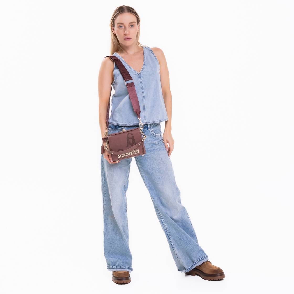 Bkrome X Wine Bolsa Crossbody Vino