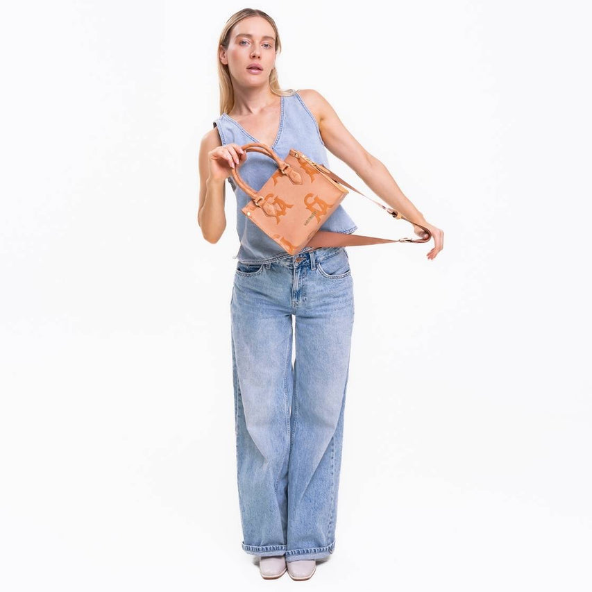 Brola X Blush Multi Bolsa Crossbody Beige para Mujer