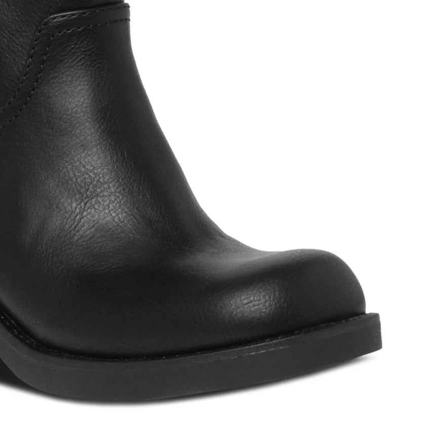 HARREST BLACK
