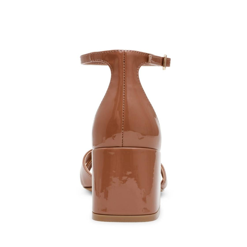 Fergie Camel Patent Tacones Abiertos Beige Para Mujer
