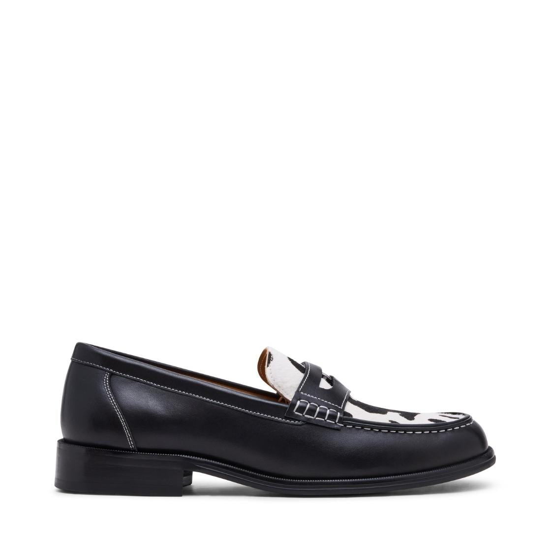 Larrick Black/White Leather