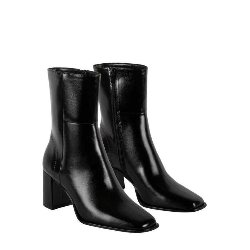 Monica Black Shiny Botines Negros Tipo Piel