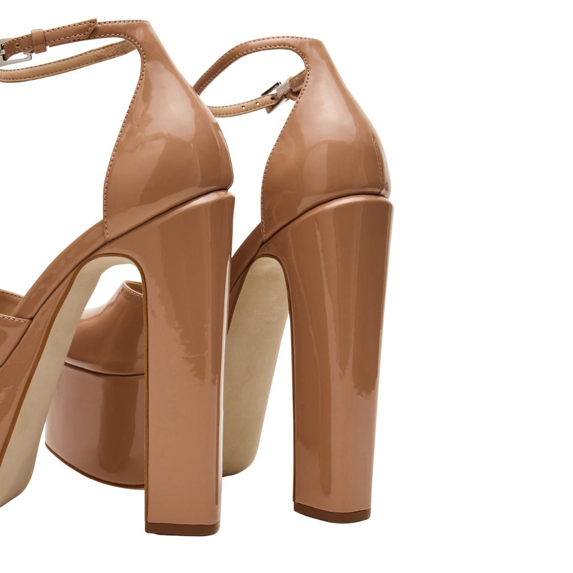 Nightfall Blush Patent Sandalias de Plataforma Beige